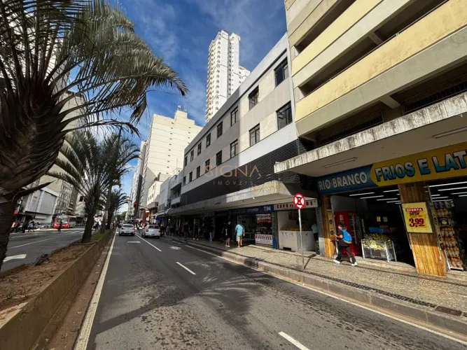 Apartamento a venda Juiz de Fora MG na Avenida Rio Branco Centro com dois quartos sendo um