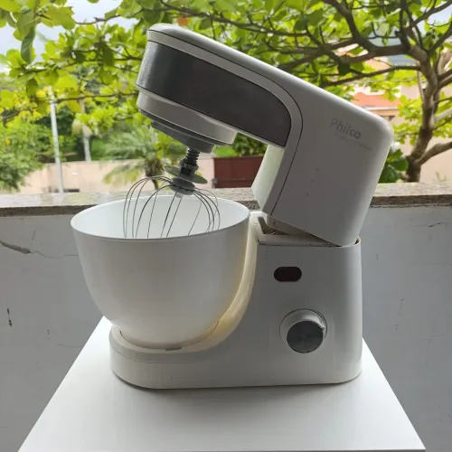 Batedeira Philco php500 branca 220v