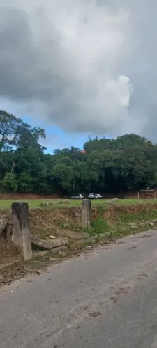 Imóvel para venda possui 3883 metros quadrados em Maceió - Niterói - RJ