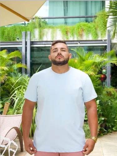 Camisa plus size algodão básica 