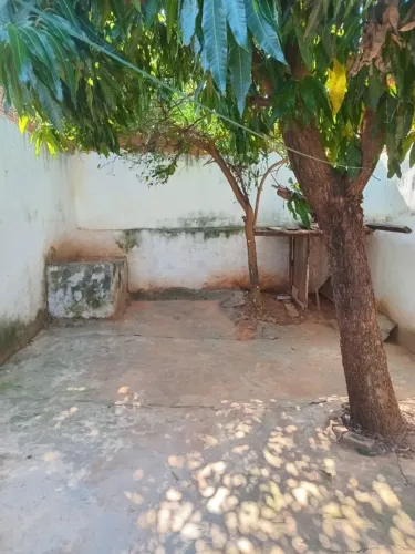Vendo casa com escritura 2 quartos 1 banheiro garagem coberta casa toda murada água luz tu
