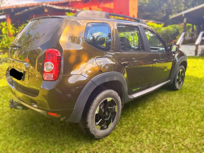 Renault Duster Dynamique 2.0 Hi-flex 16V Aut. 2015