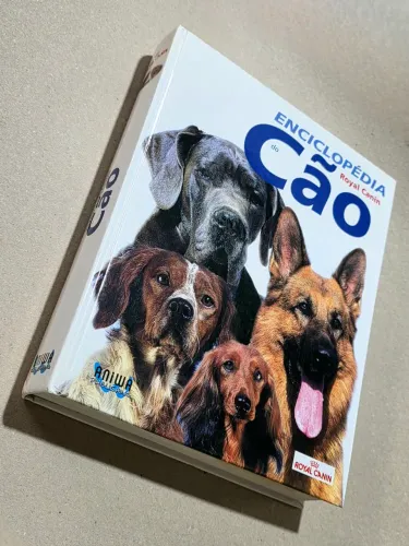 Livro Enciclopédia do Cão - Royal Canin - 635 páginas - Capa dura