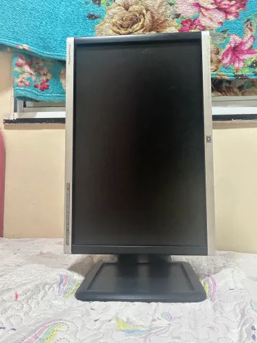 Monitor HP 20 polegadas (60hz) entradas VGA, DVI, Display Port!