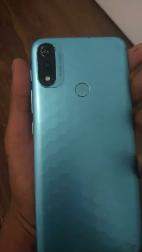 Moto e20