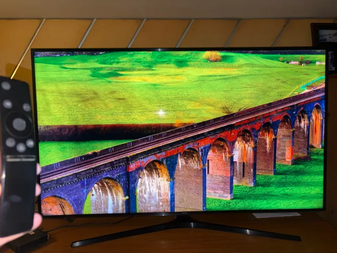     TV Samsung Smart 75 Polegadas 4K ? Muito Nova