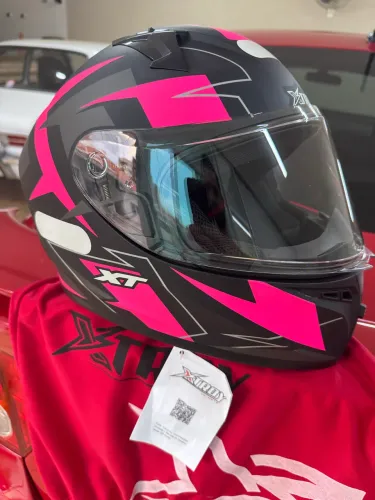 Capacete Xtroy XT tamanho 56