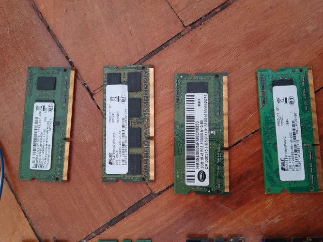 Lote de 4 Memória RAM DDR3 para Notebook