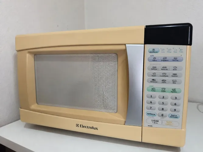 Microondas Eletrolux 28 Litros|NOVÍSSIMO