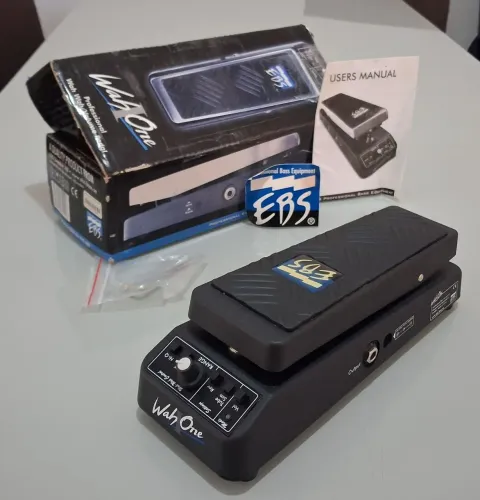 Wah One EBS para baixo e guitarra Ñ cry baby dunlop morley ibanez
