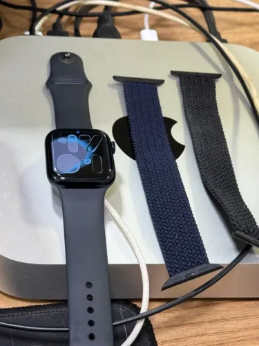 Venda Urgente: Apple Watch Series 7 45mm GPS (Ótimo Estado)