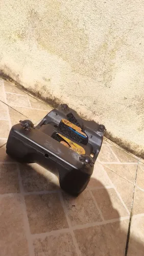 Suporte ICBras modelo universal com catraca cabe em todos os baús