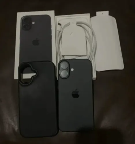iPhone 16