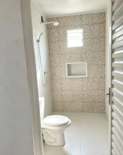 Alugo Lofts, espaçosos e bem localizados