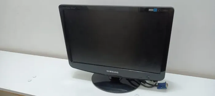 Monitor 16 polegadas - Sansung
