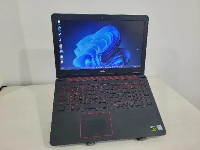 Notebook Gamer Dell Inspiron 15 Intel Core i5 8GB de RAM Nvidia GTX dedicada SSD de 512gb