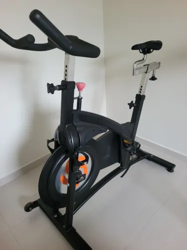 Bicicleta Ergostática Spinning Schwinn