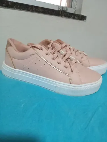 Tênis feminino rosa