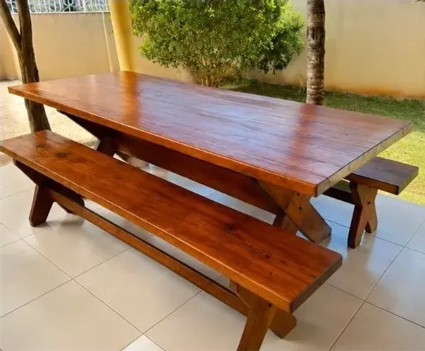 Mesa de madeira 