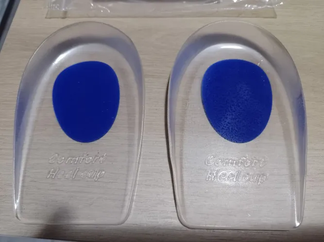 Calcanheira ortopédica de silicone para esporão 