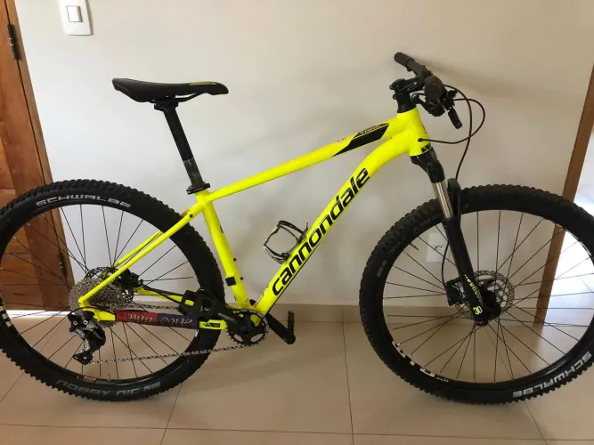 Vendo bicicleta MTB Cannondale