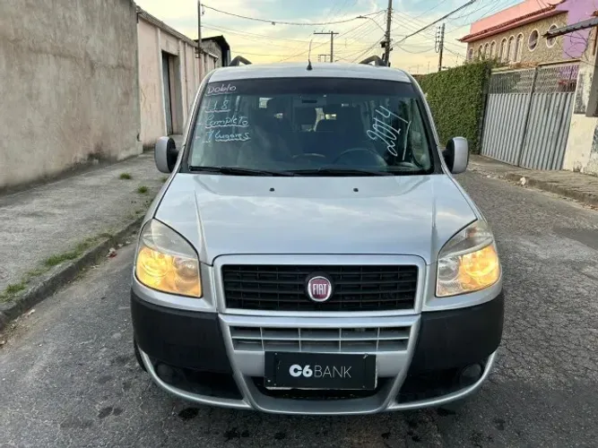 Fiat Doblo Essence 1.8 Flex 16V 5P 2014