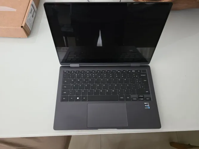 Galaxy book 3 360 13.3 512gb ssd 16gb ram