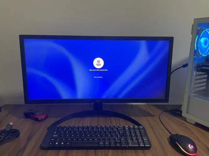 Monitor Curvo LG 26 IPS FULL