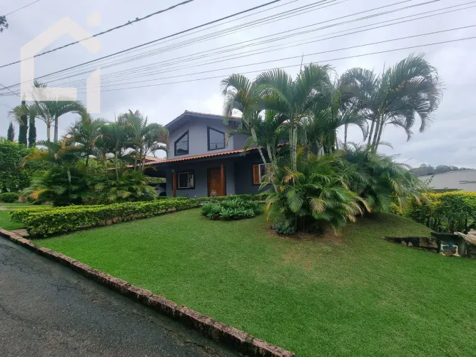 Casa à Venda no Condomínio Village Morro Alto em Itupeva
