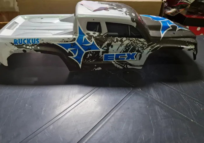 Bolha automodelo Mad Force