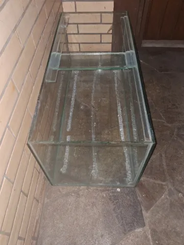 Aquário de vidro 90 X 40 X 40 - 144 litros