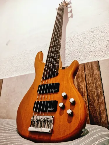 Baixo Condor XB26A 