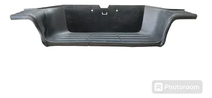 Pisantr Para-choque Traseiro Toyota Hilux 2016/2020 Detalhe