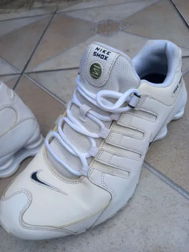 Nike Shox NZ 41