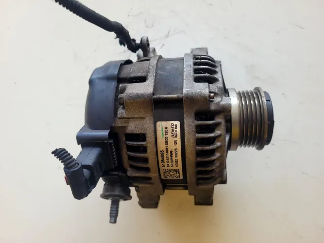 Alternador Peugeot 2008 2021 22 23 24 25