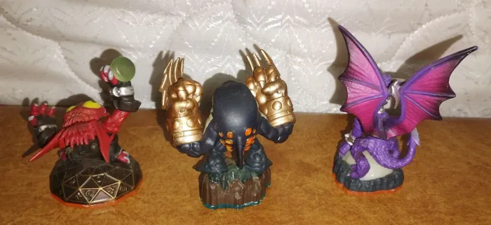 Bonecos coleção Skylanders Giants