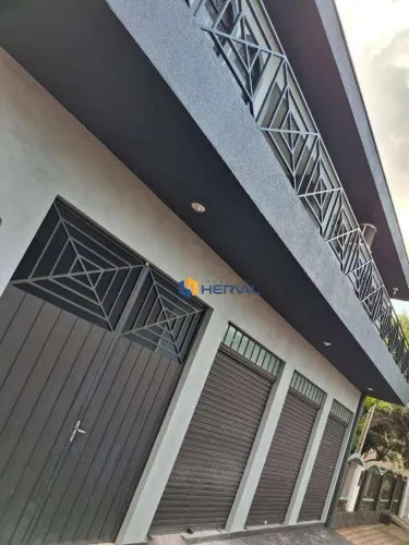 Sobrado Comercial com 3 quartos à venda, 420 m² por R$ 1.060.000 - Parque Avenida - Maring