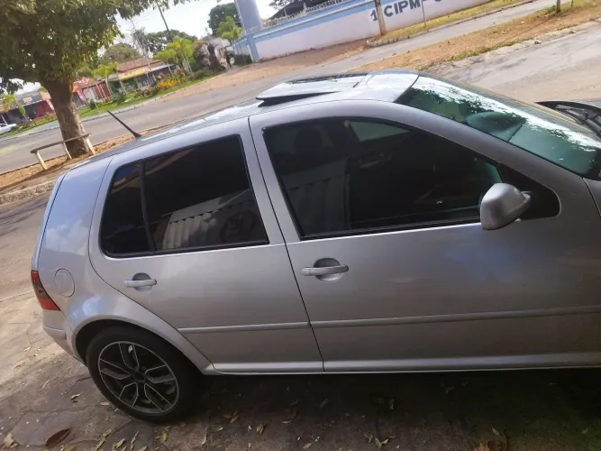 Volkswagen Golf GTI 1.8 MI 20V Turbo 4P Mec. 2002
