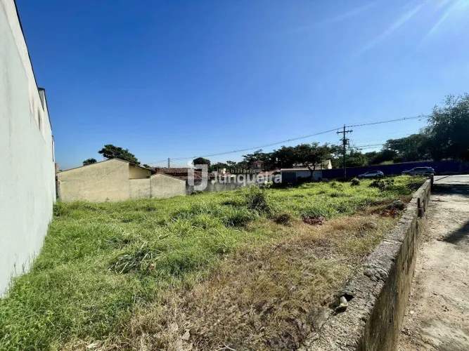 Terreno com 474 m² à venda no bairro Castelinho, Piracicaba/SP.