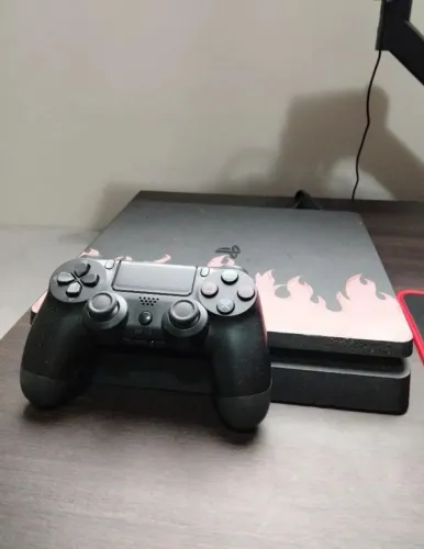 Playstation 4 Slim 500gb <br>R$ 1.200,00
