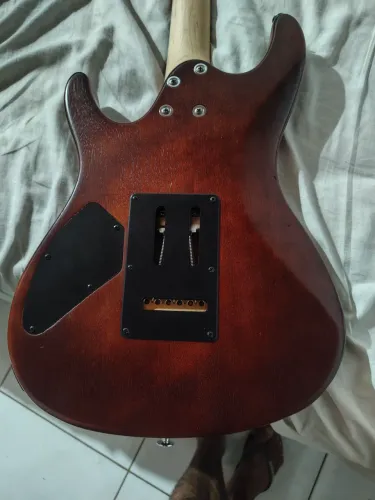 Guitarra Ibanez gsa60