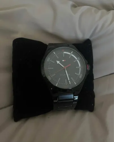 Relógio Vivara - Tommy Hilfiger All Black