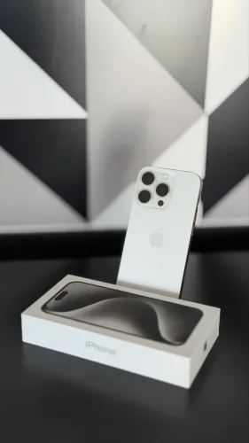 iPhone 15 Pro 128gb Branco