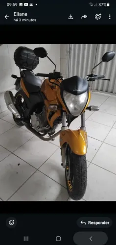 Vendo moto conservada e ótima 
