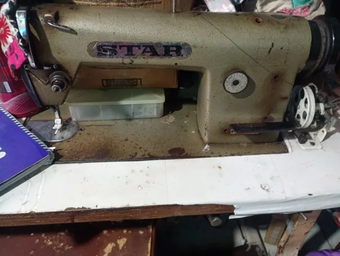 Vende-se máquinas de costura 