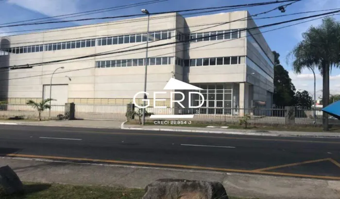 Galpão à Venda em Alphaville | 2.821 m² | Com Renda