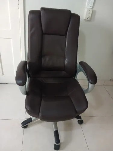 Vendo Cadeira de Escritório
