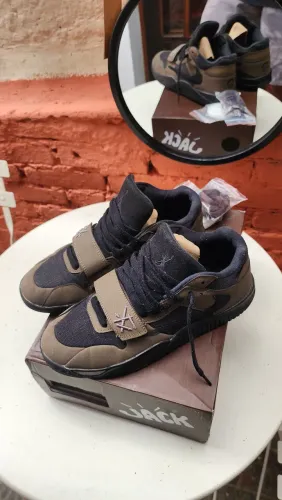 Jordan Jumpman Jack Tr x Travis Scott Dark Mocha 40