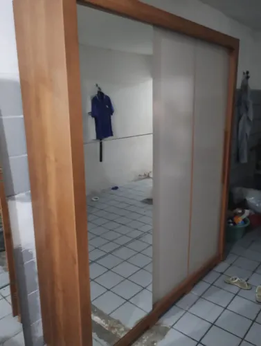 Guarda roupa seminovo