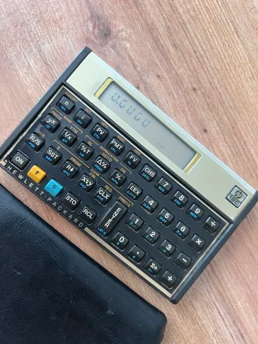 Calculadora HP 12C original com capa protetora